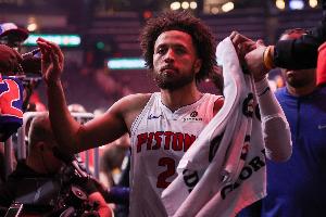 坎宁安受伤的连锁反应：东部黑八再现？65场规则就此废除？ - 资讯配图