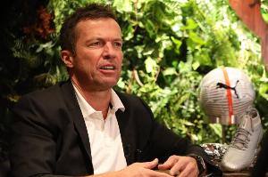 马特乌斯：当年我差点转会皇马 拜仁今年有60%概率赢下皇马 - 资讯配图