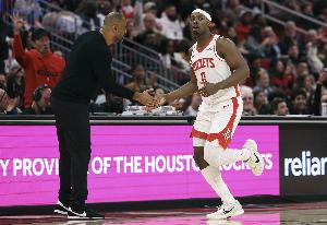 已缺阵一个月！火箭主场迎战热火 泰特迎来复出 - 资讯配图