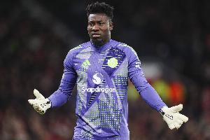 合同至2028！罗马诺：曼联不会让奥纳纳留在球队，会给他找新球队 - 资讯配图