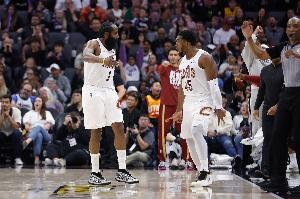 骑士3星场均数据联盟前十：米切尔得分&抢断 莫布里盖帽 哈登助攻 - 资讯配图