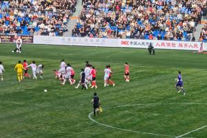 热身赛全武行!今日南通vs海港U21,两队场上斗殴+多人拳脚相向 - 资讯配图