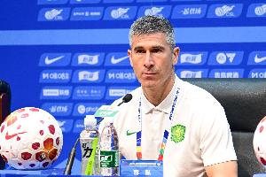 蒙哥马利：没能赢申花令人失望，我们开局遭遇困难但为球员骄傲 - 资讯配图