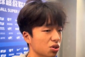 李镇全:川渝德比的经验非常宝贵,不是所有人都能踢这种比赛 - 资讯配图