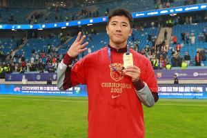 中乙首轮李圣龙代表海港B队首发,曾为海港一队贡献26球14助攻 - 资讯配图