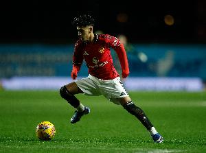 太阳报:多名曼联新星可能进入季前赛名单 曼联球迷不满坐席调整 - 资讯配图