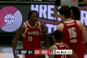 一度落后22分！杨瀚森防守发力 混音多点开花反超比分 - 资讯配图