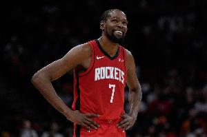 火媒:令人匪夷所思的数据 KD少用2177次出手 得分超越了乔丹 - 资讯配图