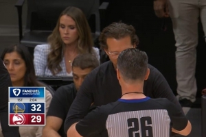 啊这~库明加替补登场后 勇士连续抢断反击打出9-0反超比分 - 资讯配图