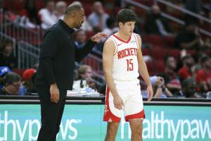 明明谢泼德首发效果上佳 乌度卡为什么不持续使用 他有什么顾虑？ - 资讯配图