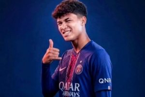 德罗谈巴黎生涯首球:很高兴很荣幸,这恰好是巴黎本赛季第100球 - 资讯配图