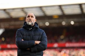 记者:因家庭突发丧事,热刺主帅图多尔不会出席赛后新闻发布会 - 资讯配图