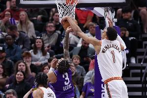 费舍尔：对手什么招式文班都能干扰 这让他比其他顶级防守者更好 - 资讯配图