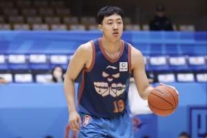 替补打得很好!张力升7中6高效拿下17分5板1助1断 - 资讯配图