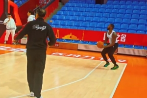 今晚客场挑战吉林!媒体人:北京外援杰曼已归队并参加了踩场训练 - 资讯配图