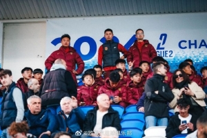 中国U16队和中国犀旺队现场观战欧塞尔比赛，感受五大联赛魅力 - 资讯配图