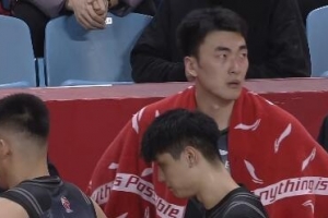 为什么要DNP我？刘雁宇上半场7中5拿11分5板 下半场直接未出场 - 资讯配图
