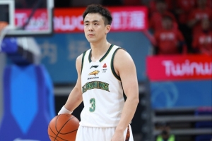 真够乱的！辽宁次节8次失误&半场10次 同曦仅有2次失误 - 资讯配图