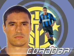 科尔多巴：还剩8轮联赛只领先6分，国米要认识到冠军竞争依然开放 - 资讯配图