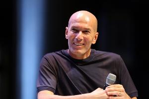 齐达内?法国足协主席:我知道谁将接替德尚,法国队不是谁都能带 - 资讯配图