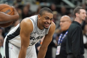 预测平台：凯尔登是最佳第六人最大热门 哈克斯/谢泼德紧随其后 - 资讯配图