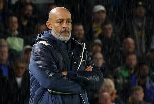 努诺:维拉的表现确实比我们更好,我们必须反思并做出回应 - 资讯配图