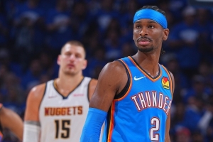 近三个赛季正负值:亚历山大+2171遥遥领先 约基奇第2 怀特第3 - 资讯配图