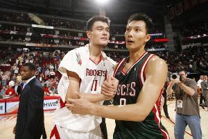 王仕鹏：姚明&大郅&阿联进NBA都得练身体 大巴不用 小杨也有计划 - 资讯配图