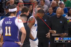 东契奇&海斯偷听魔术布置战术 八村塁小声询问：听到啥了？ - 资讯配图