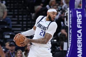 折损大将!加福德因右肩挫伤加时前退赛 8中8贡献20分7板5助 - 资讯配图