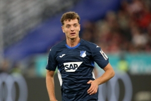 天空体育:若吉拉西今夏离队,多特蒙德考虑引进F·阿斯拉尼替代 - 资讯配图