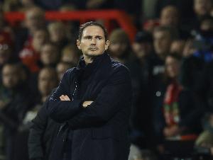 巴特：如果兰帕德现在再回切尔西，加上能够买人，我相信他会成功 - 资讯配图