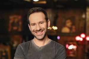 知名成人网站OnlyFans老板癌症病逝：享年43岁，身家47亿美元 - 资讯配图