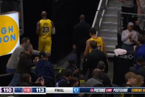 难受啊！东契奇绝平三分不中 詹姆斯&东契奇先后直接走向球员通道 - 资讯配图