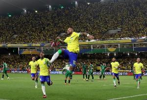 马尔基尼奥斯：内马尔是我最好的队友，我坚信他能赶上世界杯 - 资讯配图