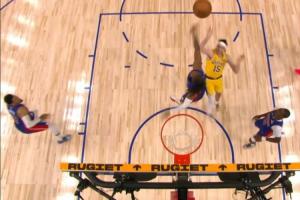 你的里皇！里夫斯单挑詹金斯 强硬对抗抛投空心入网反超！ - 资讯配图