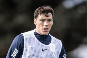 乌拉圭前锋比尼亚斯:有机会为世界杯名单席位而战,我将平静对待 - 资讯配图