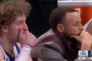 名记：穆迪接受医疗处理时 双方球员都眼含泪水 全场一片沉寂 - 资讯配图