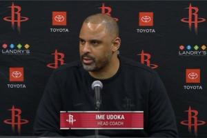 苛责球队!乌度卡谈失利:他们不尊重比赛 一开始就没有做好准备 - 资讯配图