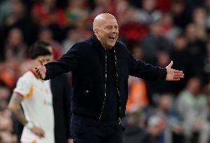 记者：获得欧冠资格不足以让斯洛特留任，夺得欧冠似乎是唯一方式 - 资讯配图