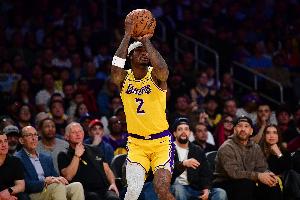 雷迪克：范德比尔特今天表现很棒 但我们需要斯玛特和八村塁 - 资讯配图