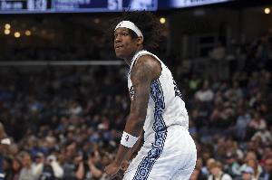 也就你能看!GG·杰克逊14中9高效拿下26分3板 4失误 - 资讯配图