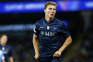 霍伊伦：我很清楚在曼联后期表现不佳，但在那不勒斯找到足球乐趣 - 资讯配图