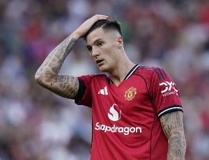 欧文：舍什科不是曼联的长期答案，虽然现在表现不错但还是不可靠 - 资讯配图