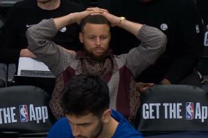 队记：库里等多名勇士球员正在穆迪检查房间外等待 - 资讯配图