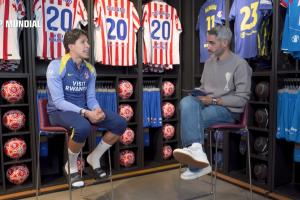 小西蒙尼:训练中最让我惊讶的是梅西 看着没使劲却一直打死角 - 资讯配图