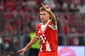 基米希：德国没计划让我重回中场，我相信我踢右后卫也能发挥作用 - 资讯配图