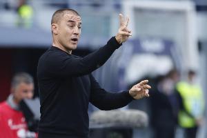 卡纳瓦罗：中国中东执教经历拓宽我的视野，胡桑诺夫已是球队领袖 - 资讯配图