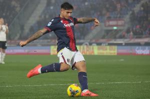 意天空：阿莱格里想引进博洛尼亚前锋卡斯特罗 莱奥续约陷入停滞 - 资讯配图