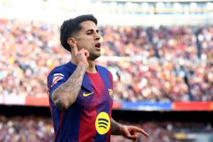 每体：巴萨想留住坎塞洛并引进即战力后卫，考虑格里马尔多、卡约 - 资讯配图